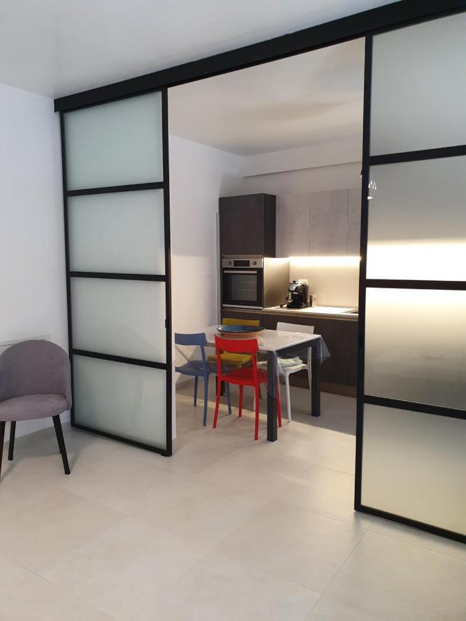 Casa Consiglia Apartment ออสตูนี ภายนอก รูปภาพ